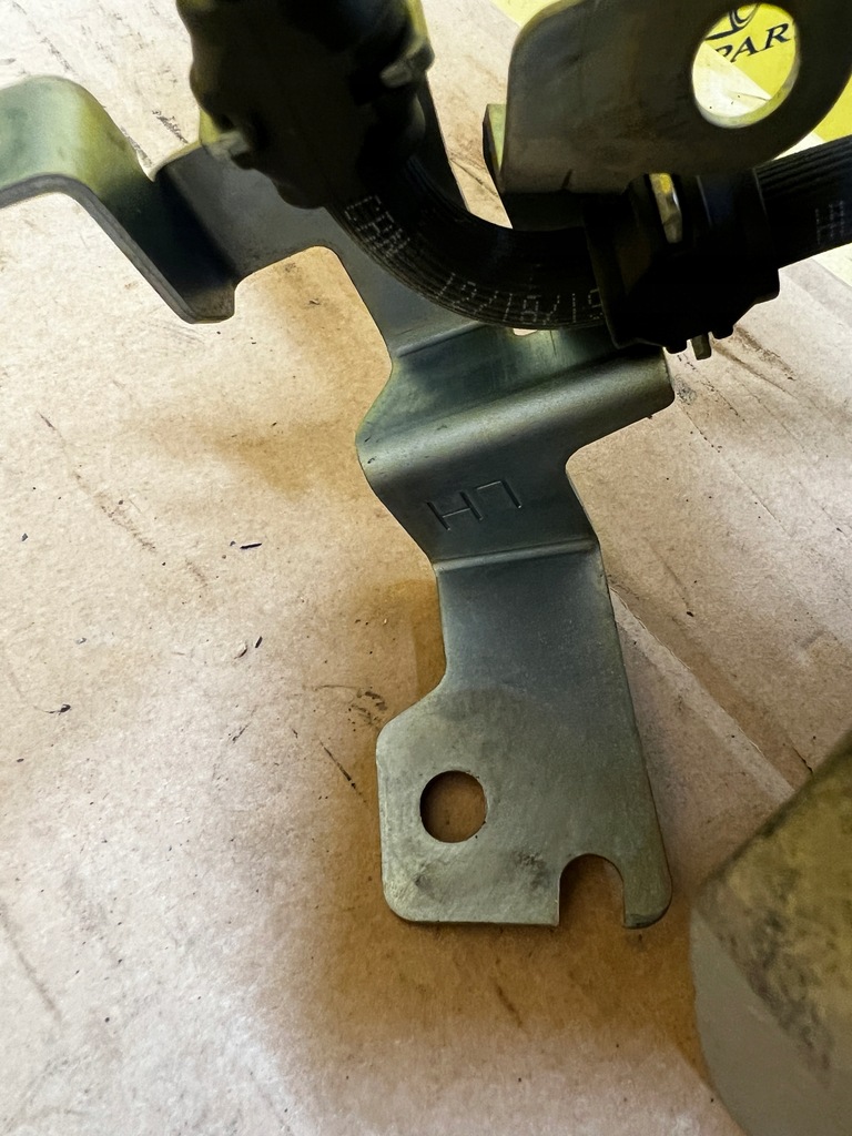 фото №8, Суппорт тормозной перед левый land rover defender ii l663