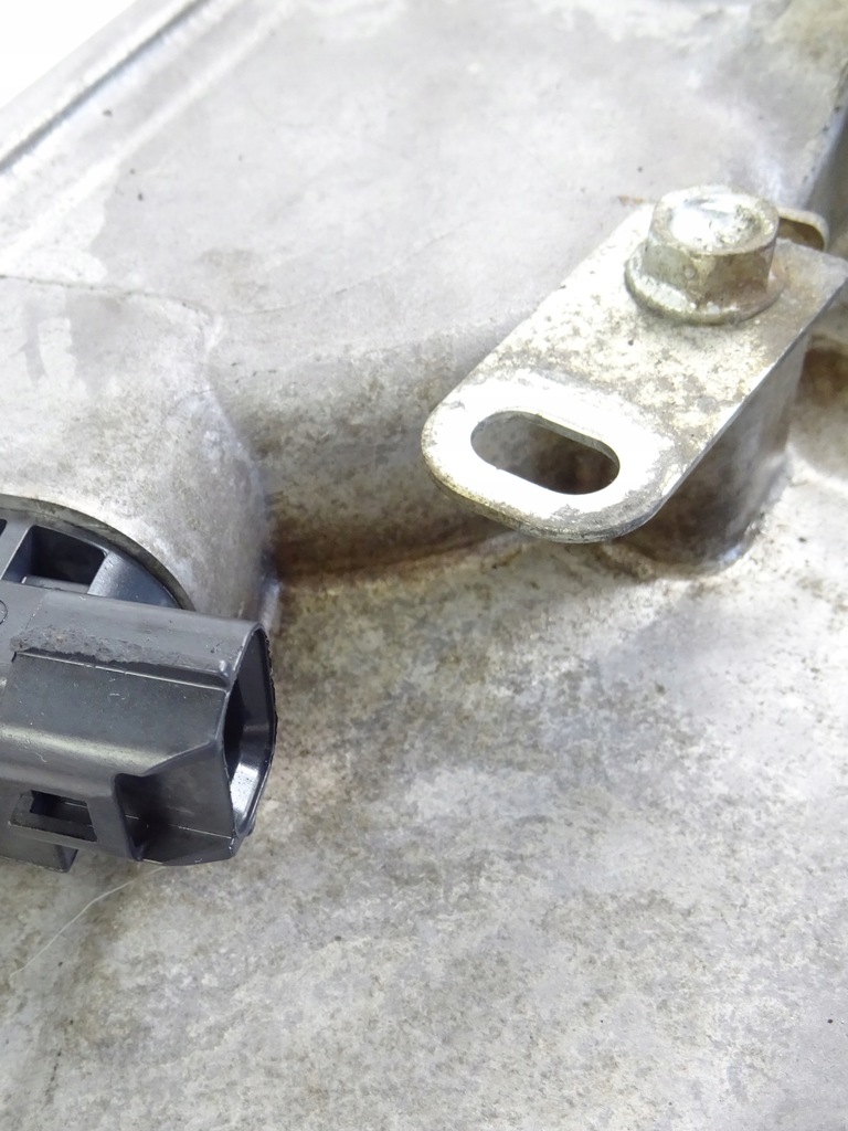 фото №5, Outlander iii 2.0 бензин корпус крышка распределительного вала