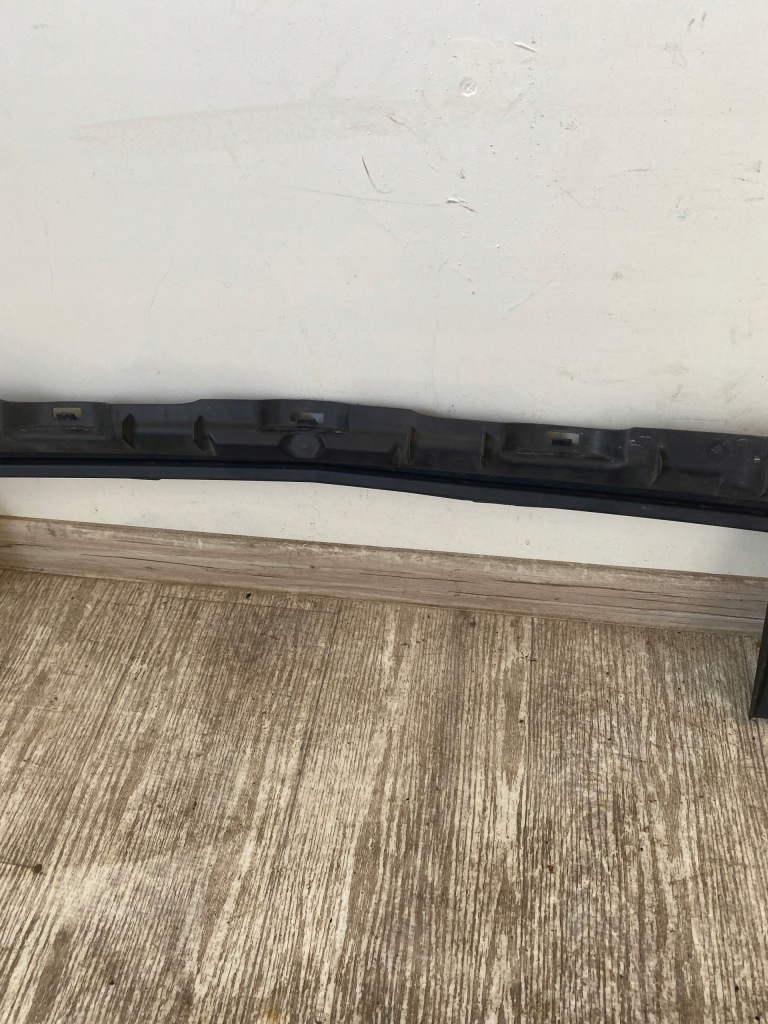 Молдинг накладка бампера mercedes w156 a1568854422 Київ