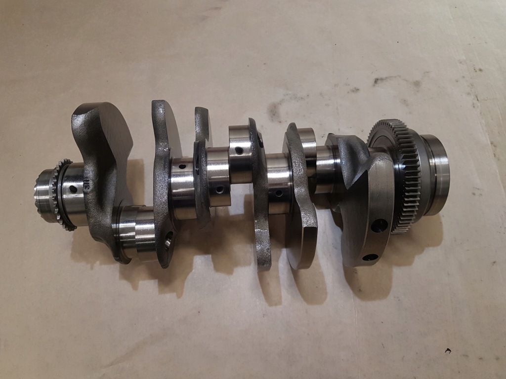 Купить Audi sq5 80a 3.0 tfsi wał коленчатый 06m105019am