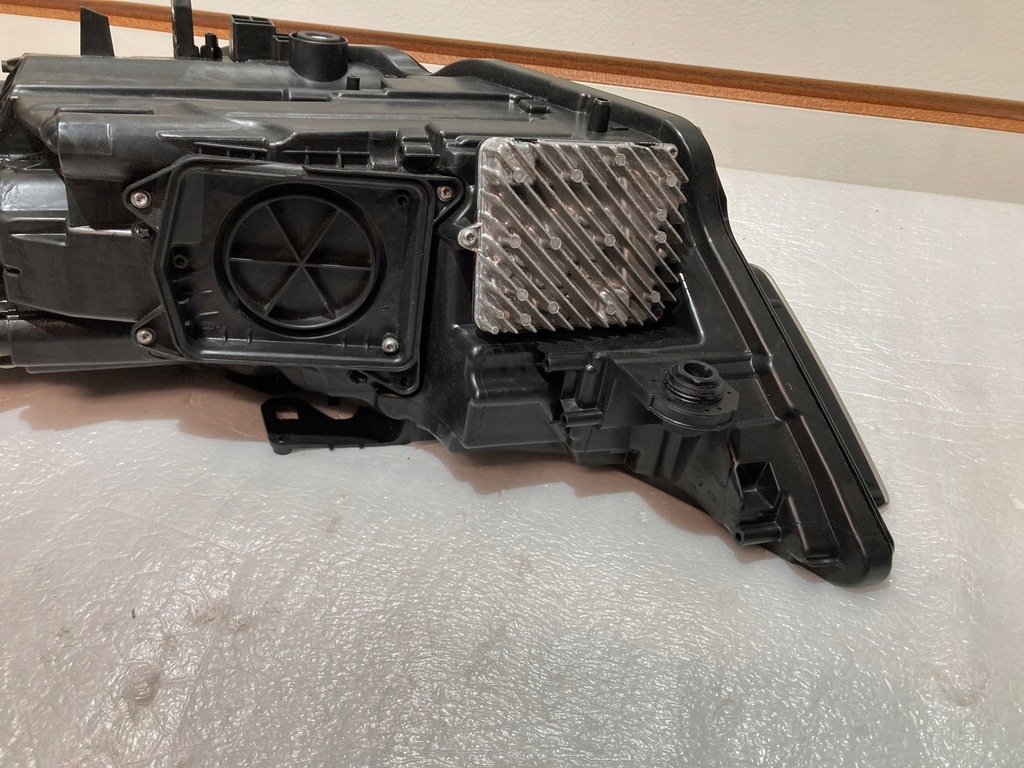 фото №10, Audi оригинальный номер 4k0941034 лампа full led