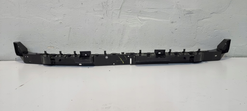 фото №1, Напрямна бампера задня tesla model y