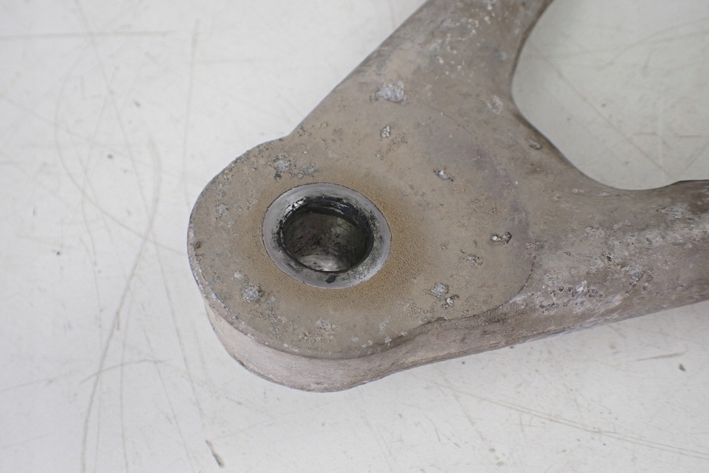 фото №7, Важіль перед лівий верхній chevrolet corvette c5