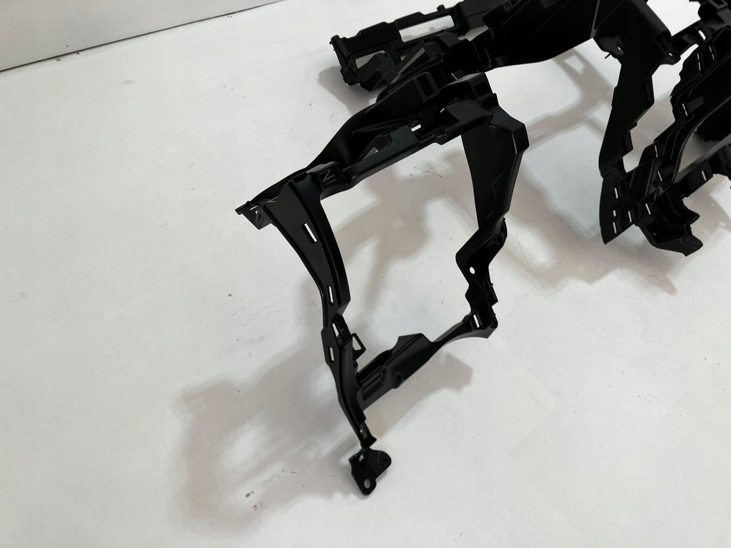 фото №8, Prius iii приборная панель консоль нижняя dół czarna