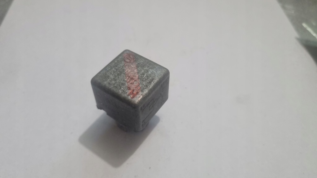 Купить Реле volvo saab 9000 0332014112