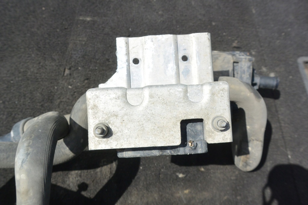 Радіатор оливи клапан води насос tesla model s eu Доставка