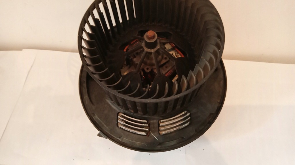 фото №4, Bmw 3 e90/91 повітродувка обдув rhd