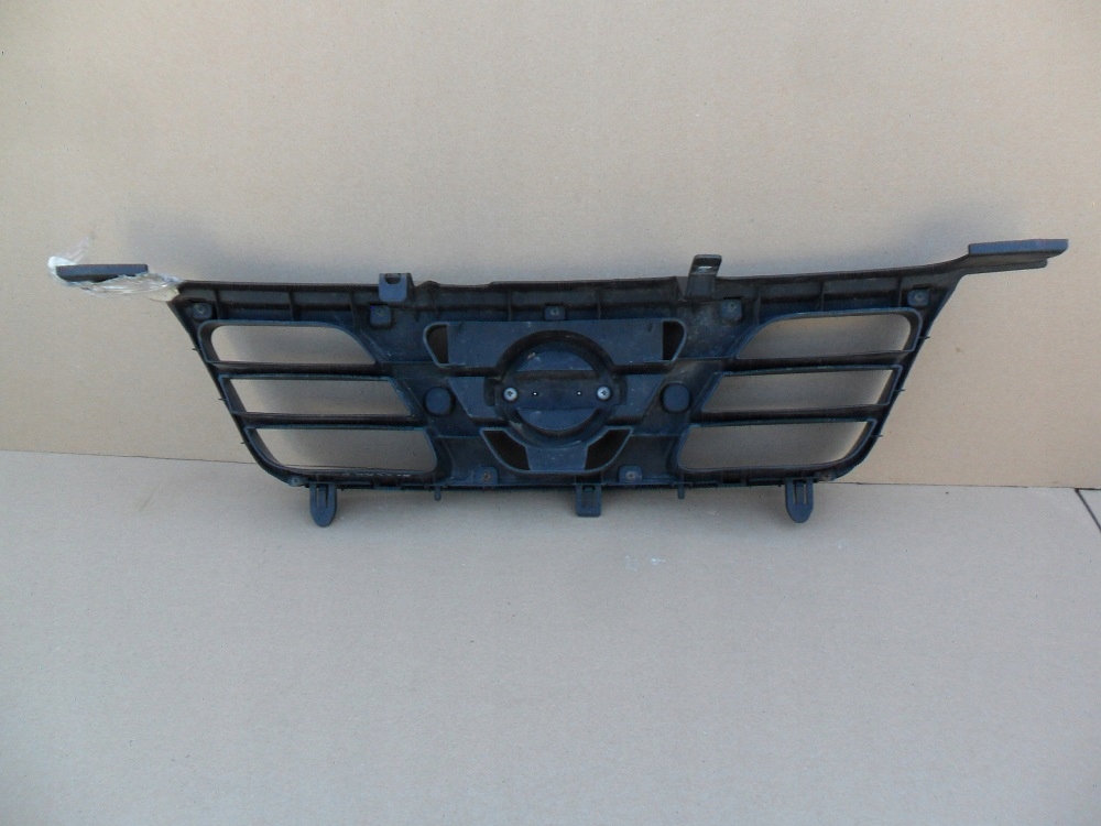 фото №10, Nissan x-trail t30 2001 2002 2003 2004 2005 решітка радіатора