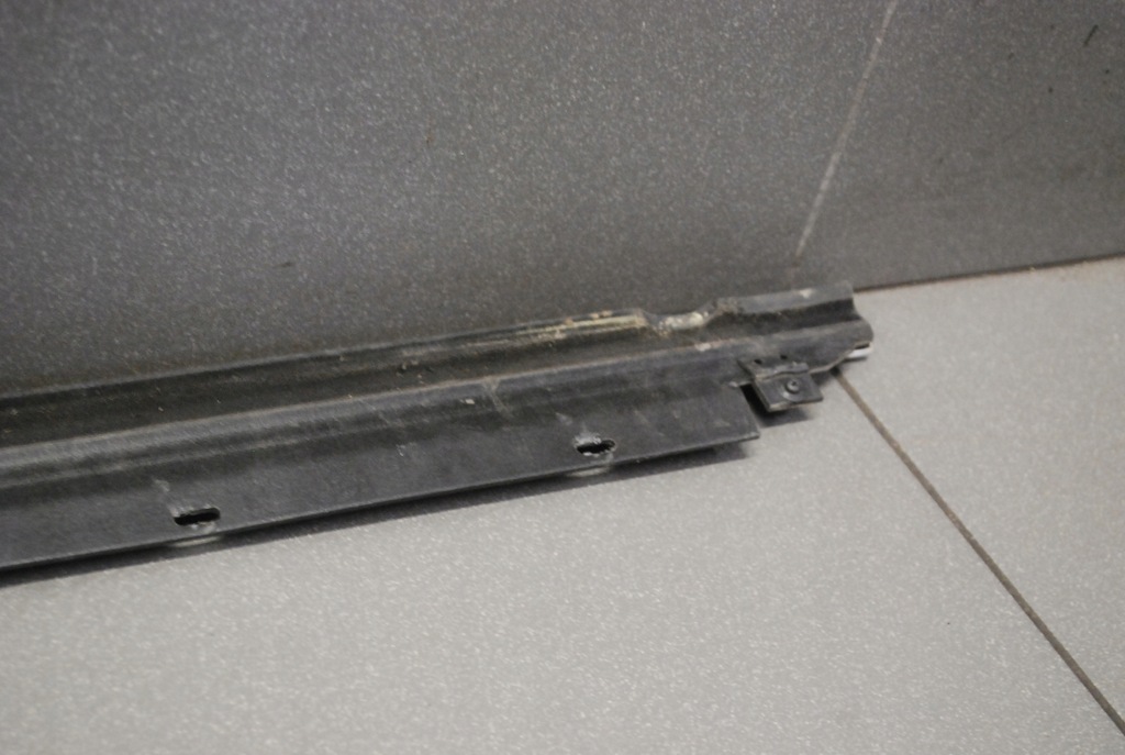 фото №12, Молдинг уплотнитель дверь audi a6 c5 4b0853284c