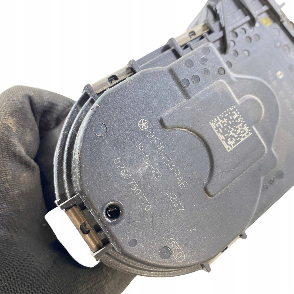 фото №8, Dodge charger 2019 дроссельная заслонка