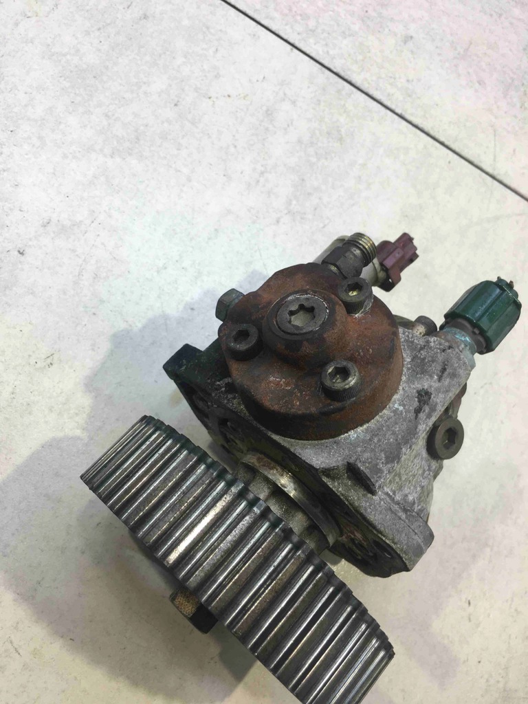 фото №8, Mazda оригинальный номер 294000-0044 rf5c13800a насос впрыскная