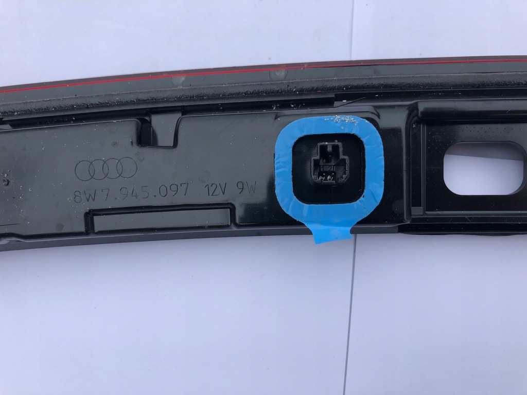 фото №4, Лампа третий свет стоп audi a5 s5 8w