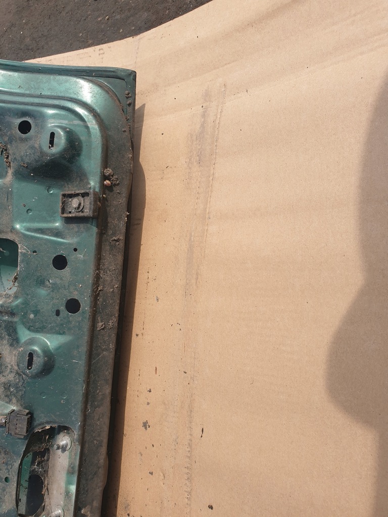 фото №16, Крышка багажника задняя задняя багажника audi a3 8l лак lz6l