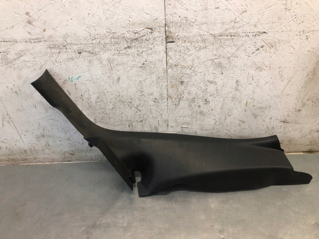 Купити Захист  сидіння порога  права 8u0867768 rh audi q3