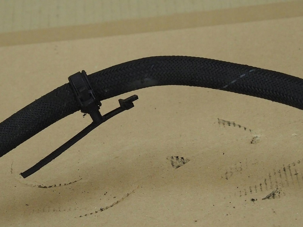 фото №8, Шланг підсилювача audi a8 d3 6,0 w12 4e1422891l