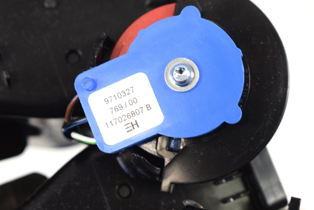 фото №7, Bmw x5 g05 xdrive 40i 2018 lhd консоль средняя воздуховод