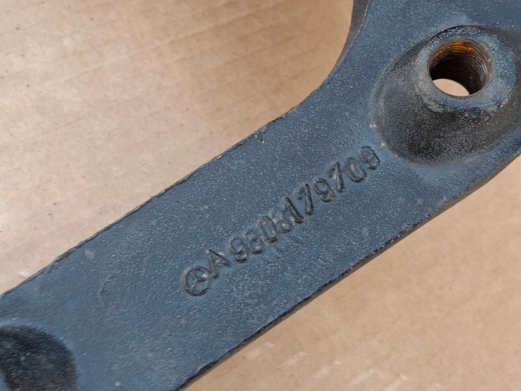 фото №7, Mercedes actros mp4 перекидання кабіни тяга лапи a9603101039