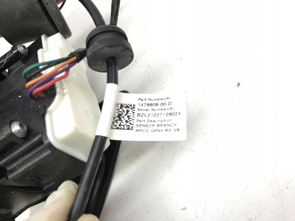 фото №8, Крышка разъём зарядки tesla model 3 1476608-00-d 1505514-00-d