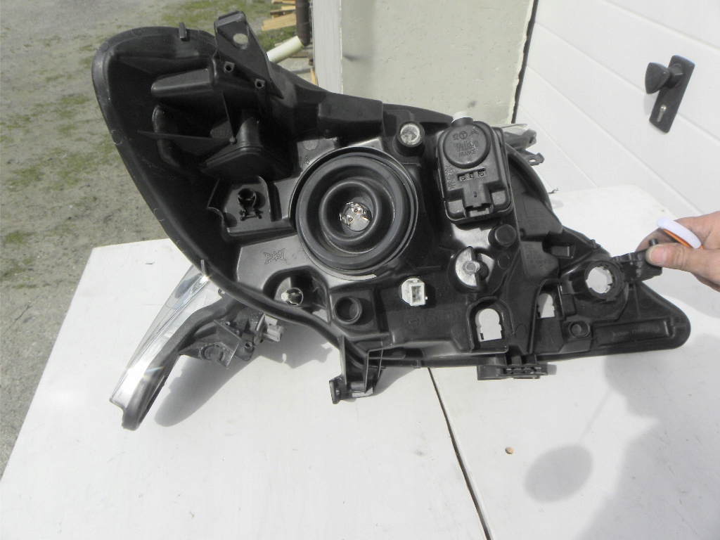 фото №10, Peugeot 107 старый model лампы передние