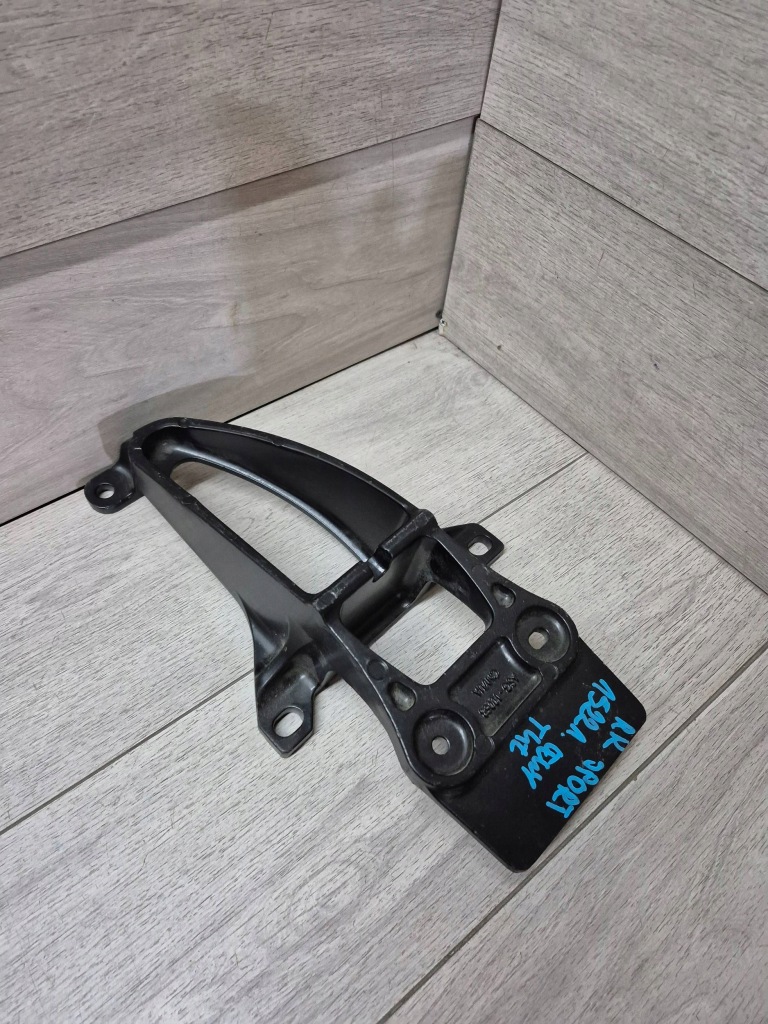 15221. range rover sport кронштейн порог левый задний  asg-10058 Цена