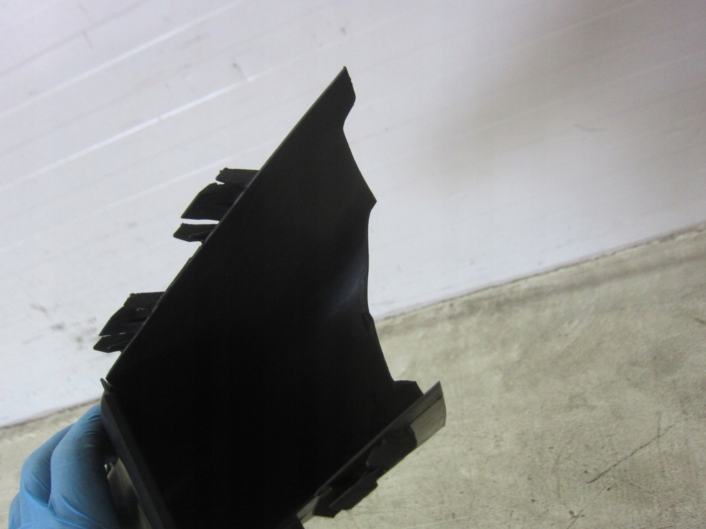 фото №10, Bmw x3 f25 канал впуск повітря гальмівний лівий тунель 7210485 51747210485