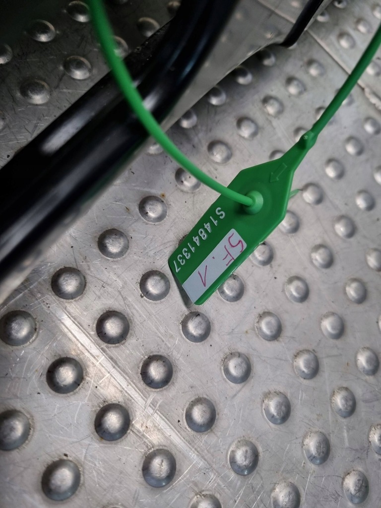 фото №6, Каркас бардачок сидіння правий перед 7l0881678g audi q7 4l touareg 7l