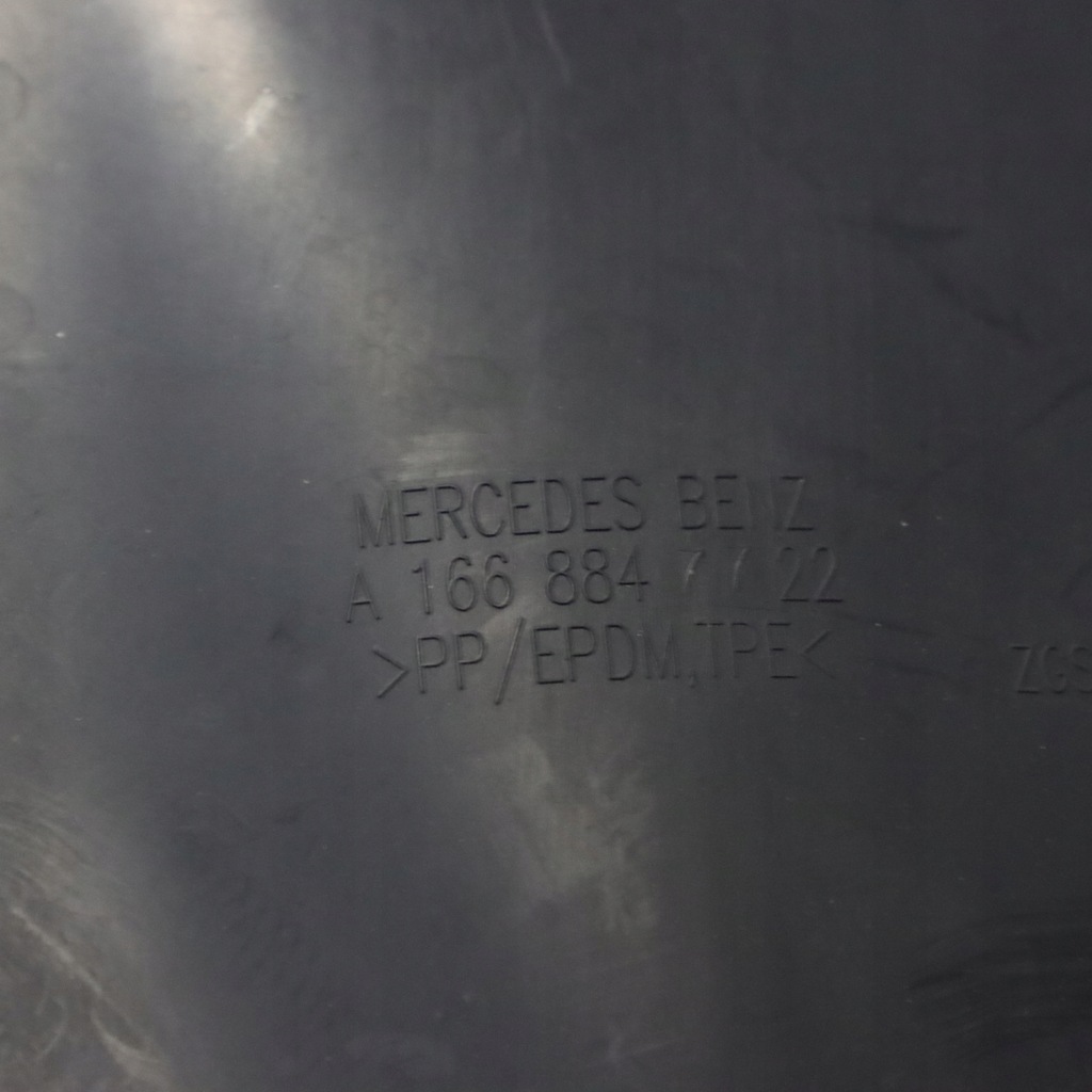 фото №12, Mercedes x166 підкрилок передні праве захист крила колеса a1668847722