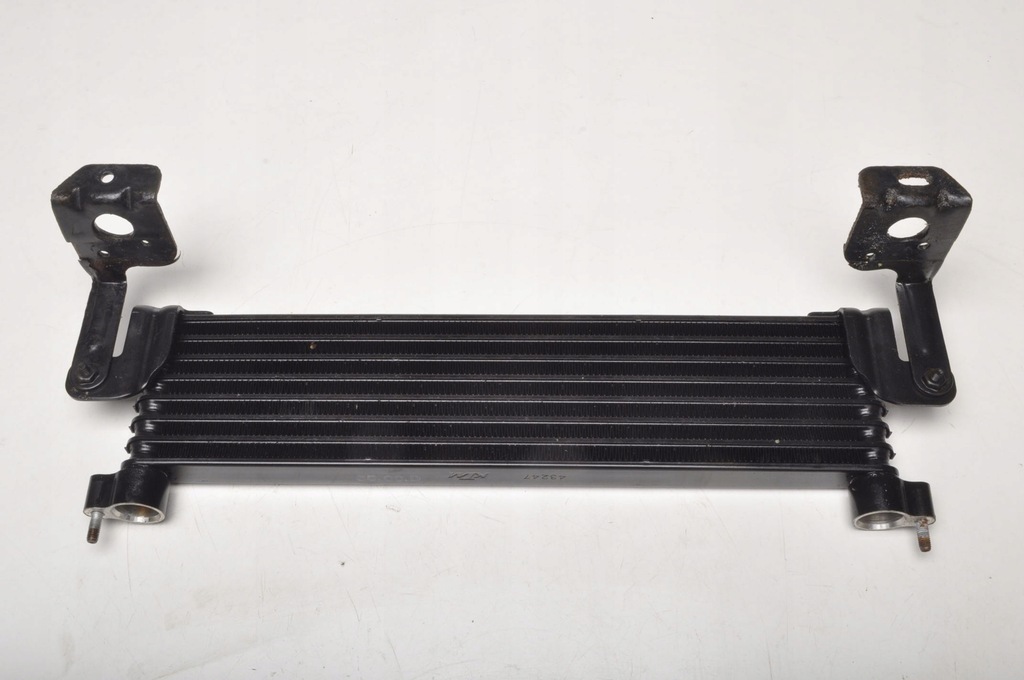 фото №4, Ferrari california 4.3 радиатор масла