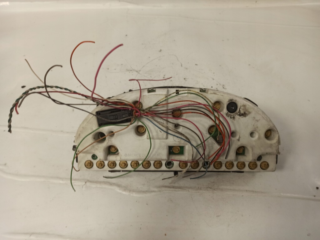 Mercedes-benz klasa a w168 1.6 b счетчик приборы a1685400247 Недорого