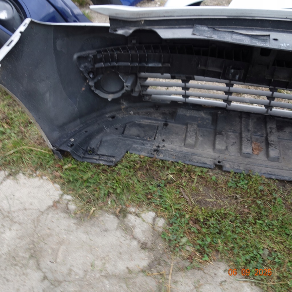Бампер перед решётка радиатора решётка радиатора renault megane ii lift серебристый в Украине