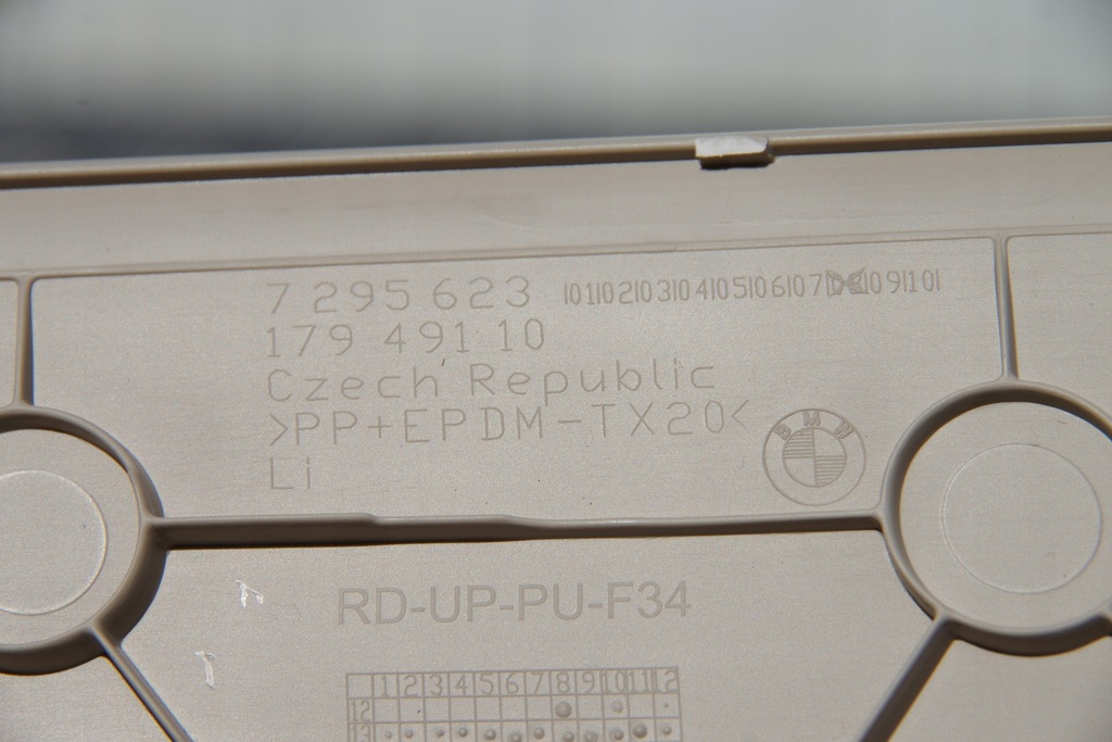 фото №8, Корпус обивка крышки багажника bmw 3 f34 gt 318