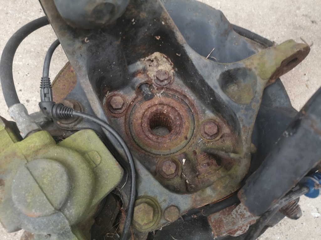 фото №5, Поворотный кулак правый перед mini cooper r56