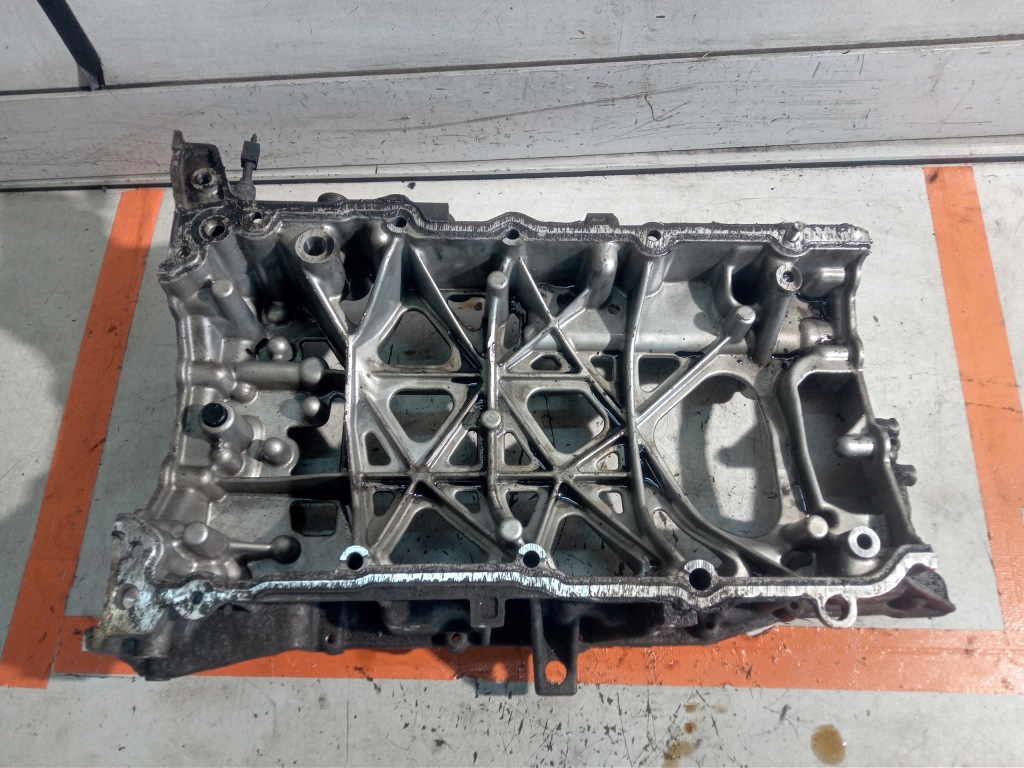 Купить Ford custom рестайлинг  основание картера масла 2.0 ecoblue