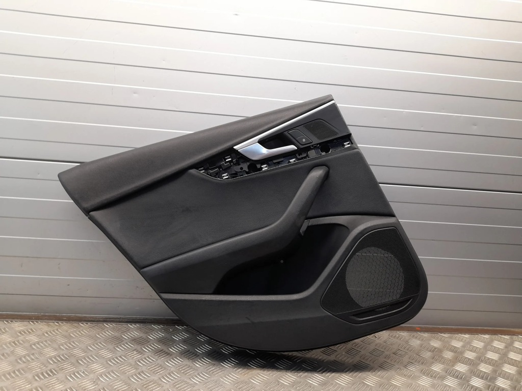 фото №1, Audi a4 s4 b9 8w0868065 обшивки дверь