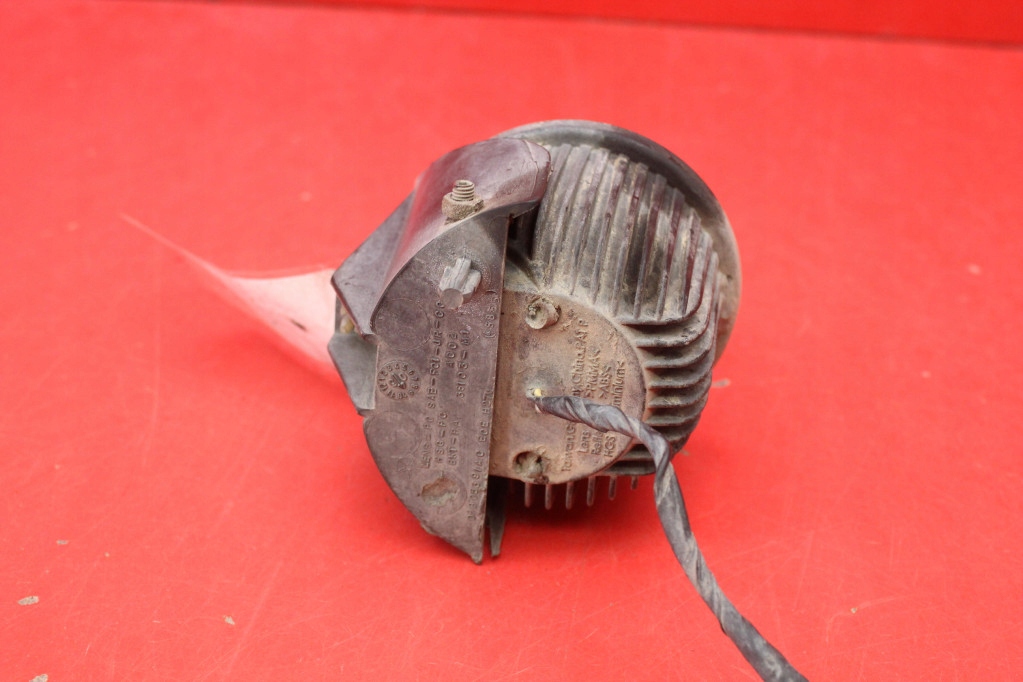 фото №6, Противотуманная фара левый перед передний 04805391ac chrysler pacifica 1 i 03-08