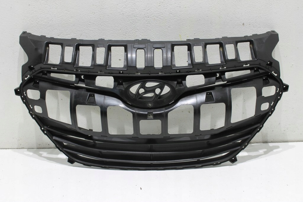 фото №1, Hyundai i30 ii решётка радиатора 12r+