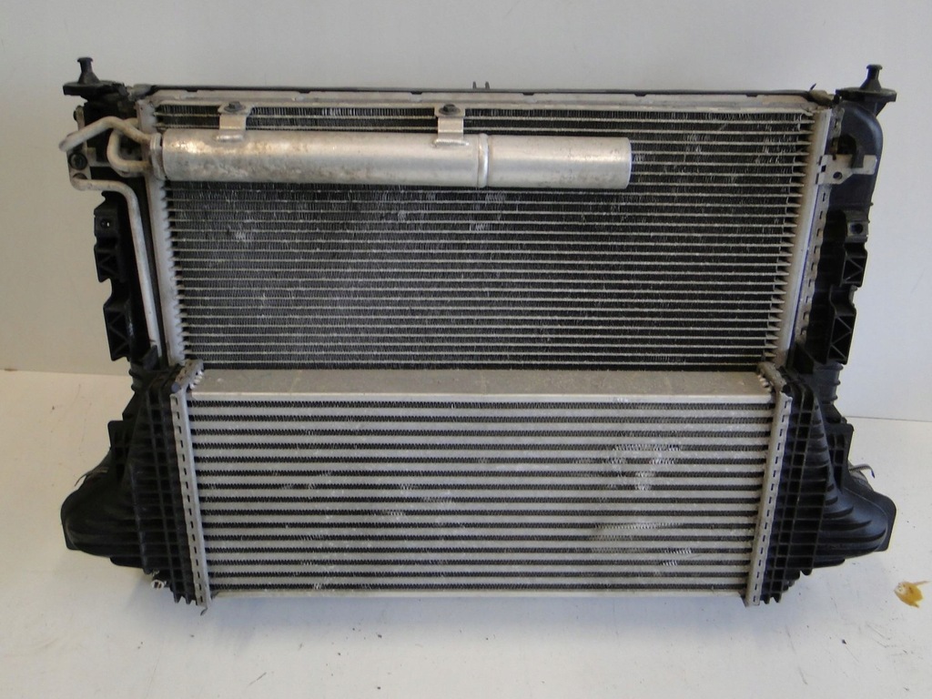 фото №4, Mercedes r klasa w251 251 радиатор кондиционера