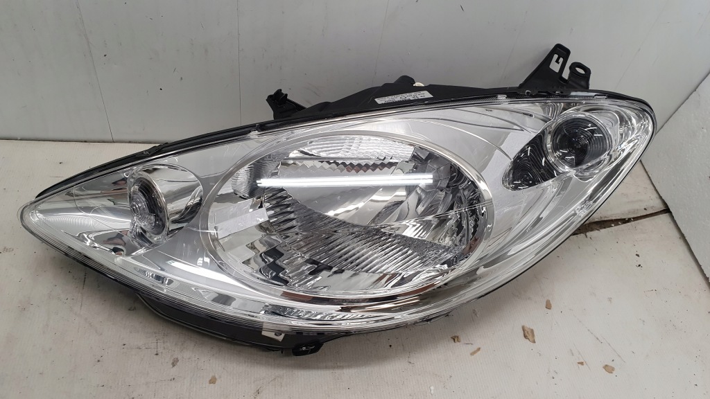 фото №1, Peugeot 1007 лампа перед левая europa org nowa