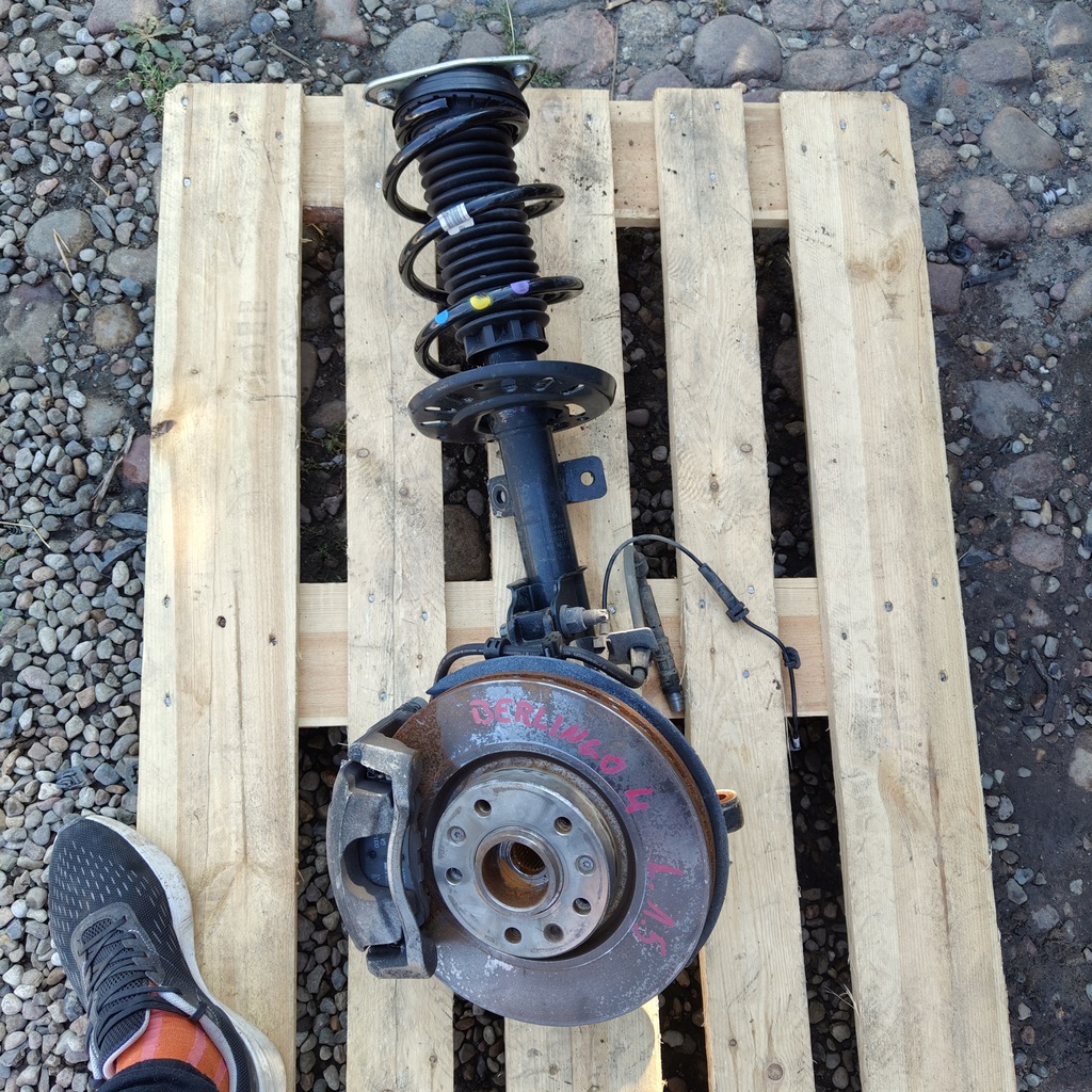 фото №1, Поворотний кулак перед ліва citroen berlingo iv partner combo 1.5