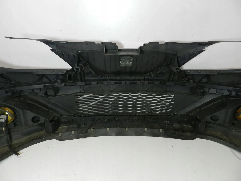 307.zderzak перед передній seat ibiza iv 4 6j 08-12 решітка  комплектний в Україні