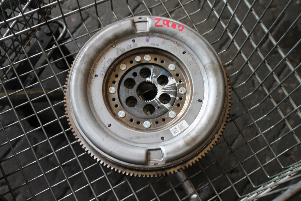 Купити 2133. колесо двомасовий peugeot 9832497480