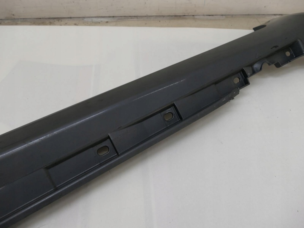 фото №1, Audi оригінальний номер 8e0853860 молдинг поріг