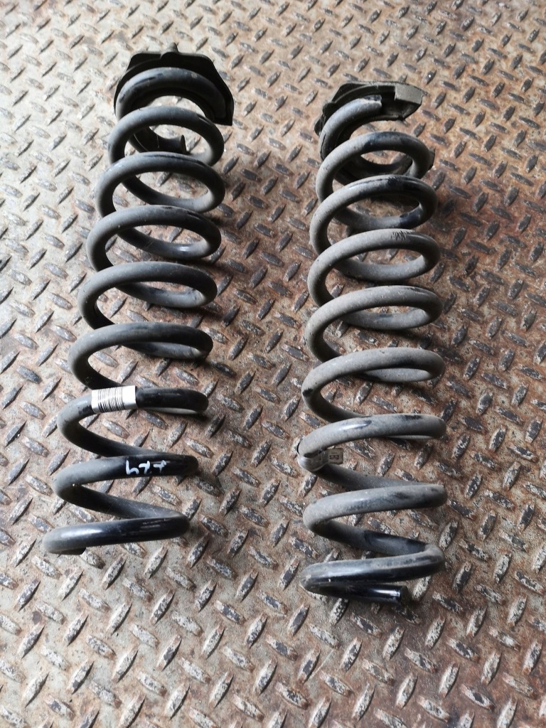 фото №1, 2015 bmw 1 f20 f21 пружина задня