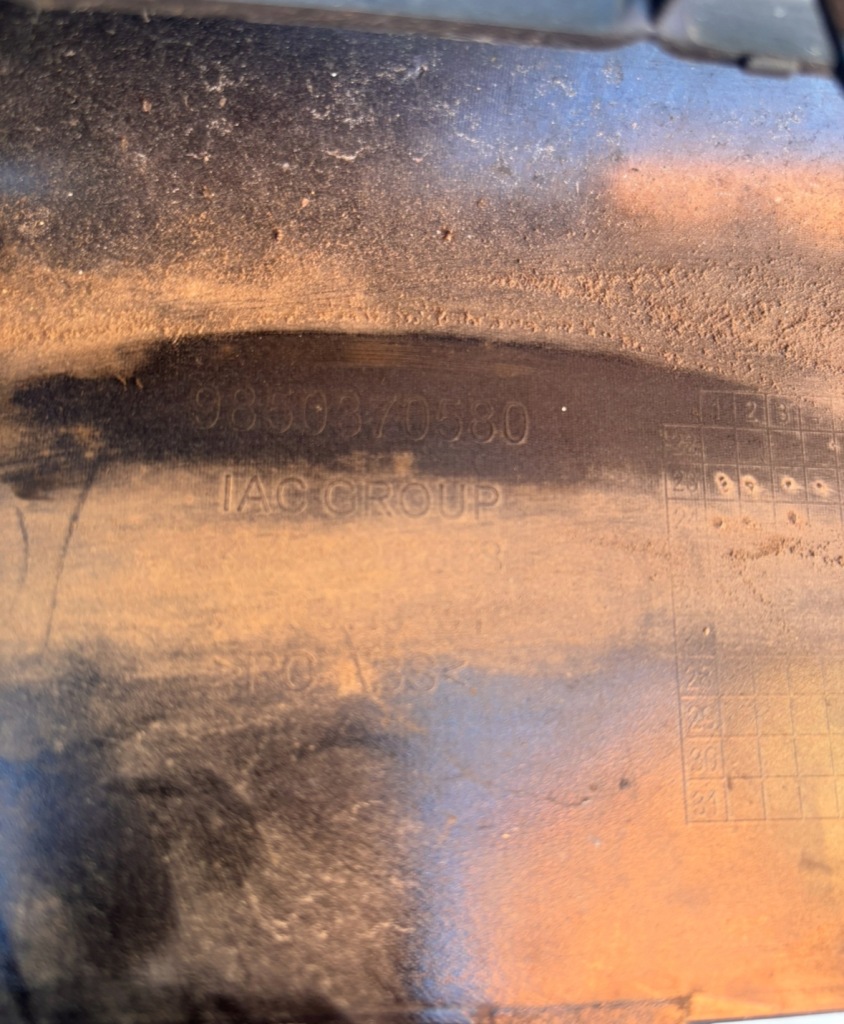 Opel corsa f рестайлинг  решётка бампера накладка-спойлер перед 9850870580 Недорого