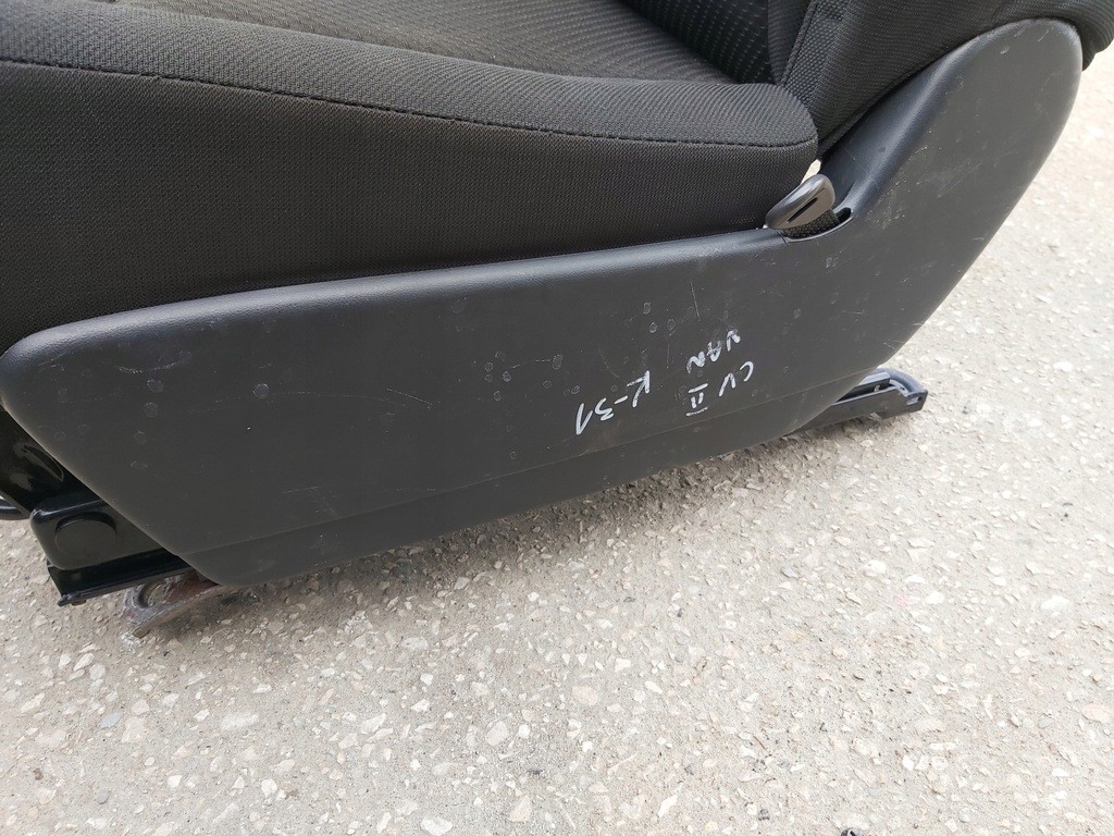 фото №5, Toyota corolla verso ii сиденье задняя 2 ряд сиденья