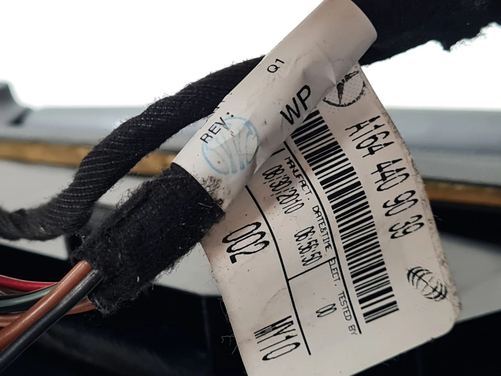 2011 mercedes-benz gl x164 подлокотник консоли a1646830458 в Украине