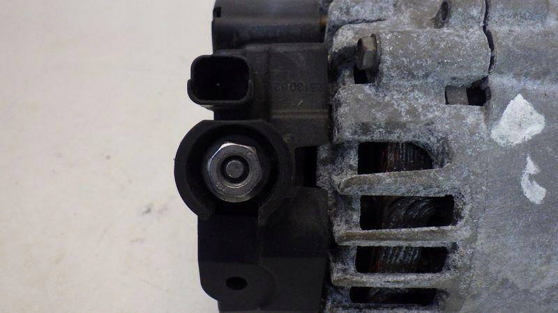 Генератор peugeot 308 2 t9 1.2 thp 9670899580 2610711d tg12c106 Недорого