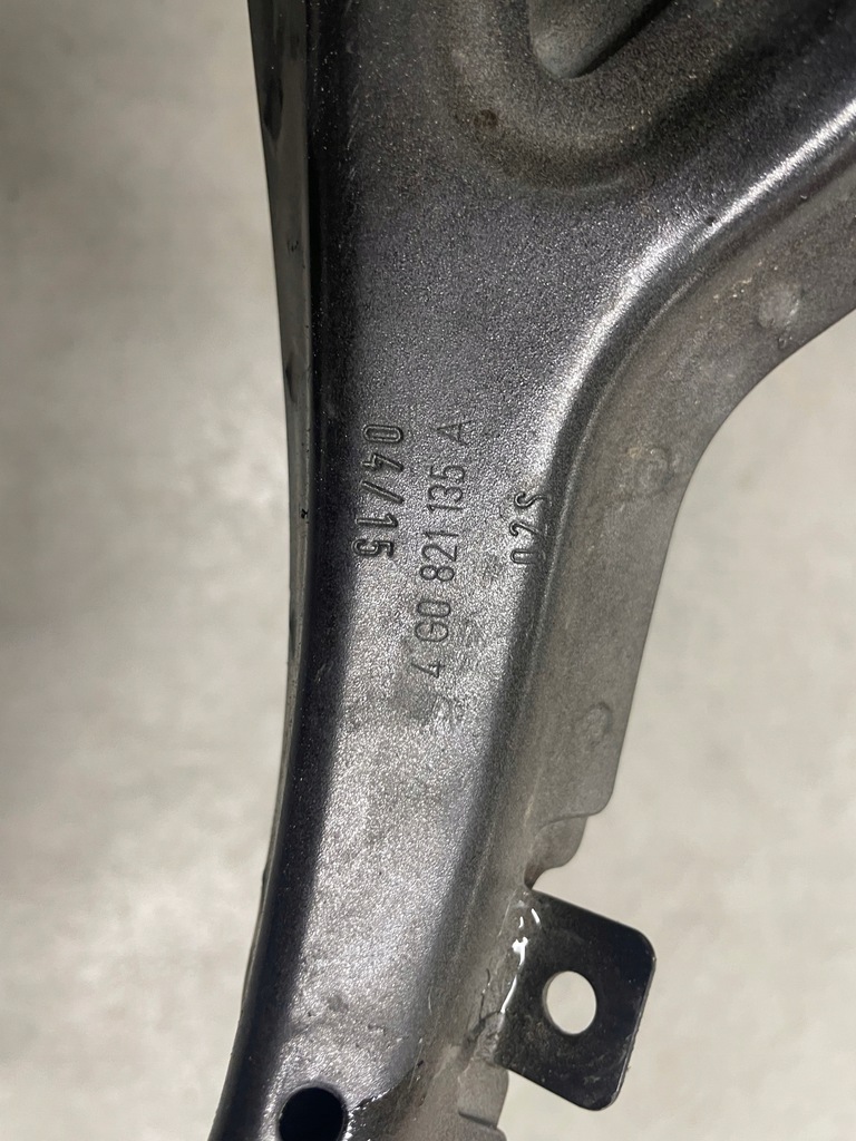 фото №5, Кронштейн кронштейн крыла a6 c7 левый перед ly9t