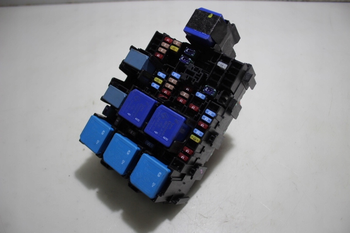 фото №1, Коробка предохранителей dacia logan iii 1.0