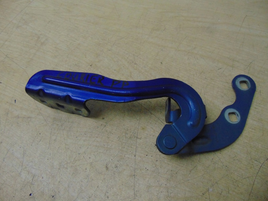 фото №4, Петля капот правий ford transit courier 2014-